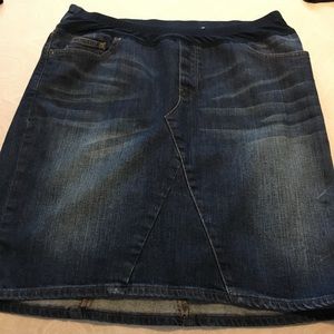 💗Cute Gap maternity skirt size 10 look💗
